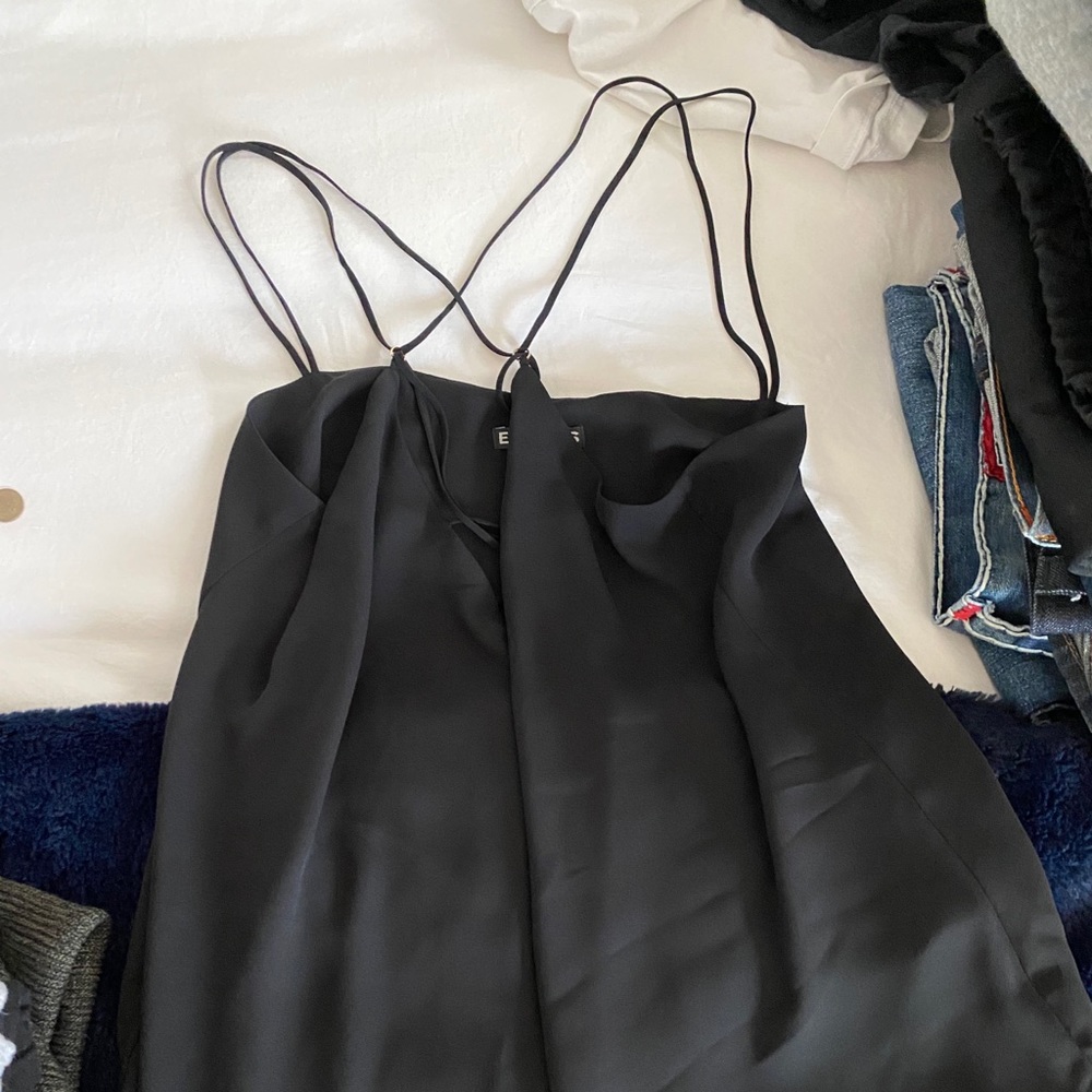 Women’s Express tank top medium